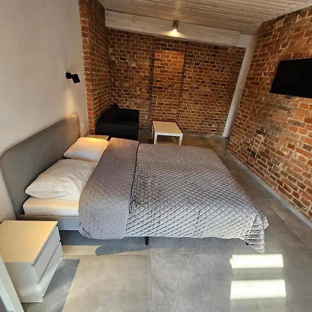 Hostel Karpacka 8