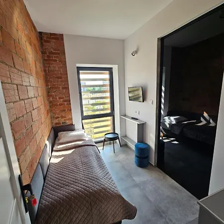 Karpacka 8 * בידגוז'יז'