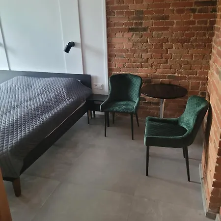 אכסניה Karpacka 8 *