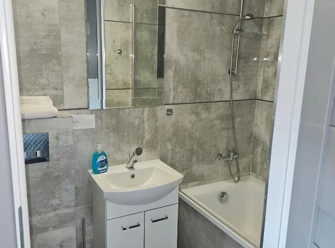 Karpacka 8 Albergue *